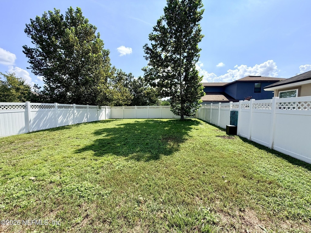 395 Forest Meadow Lane - Photo 17