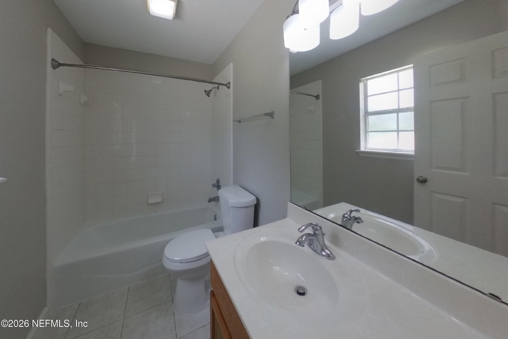 231 Aquarius Concourse - Photo 9