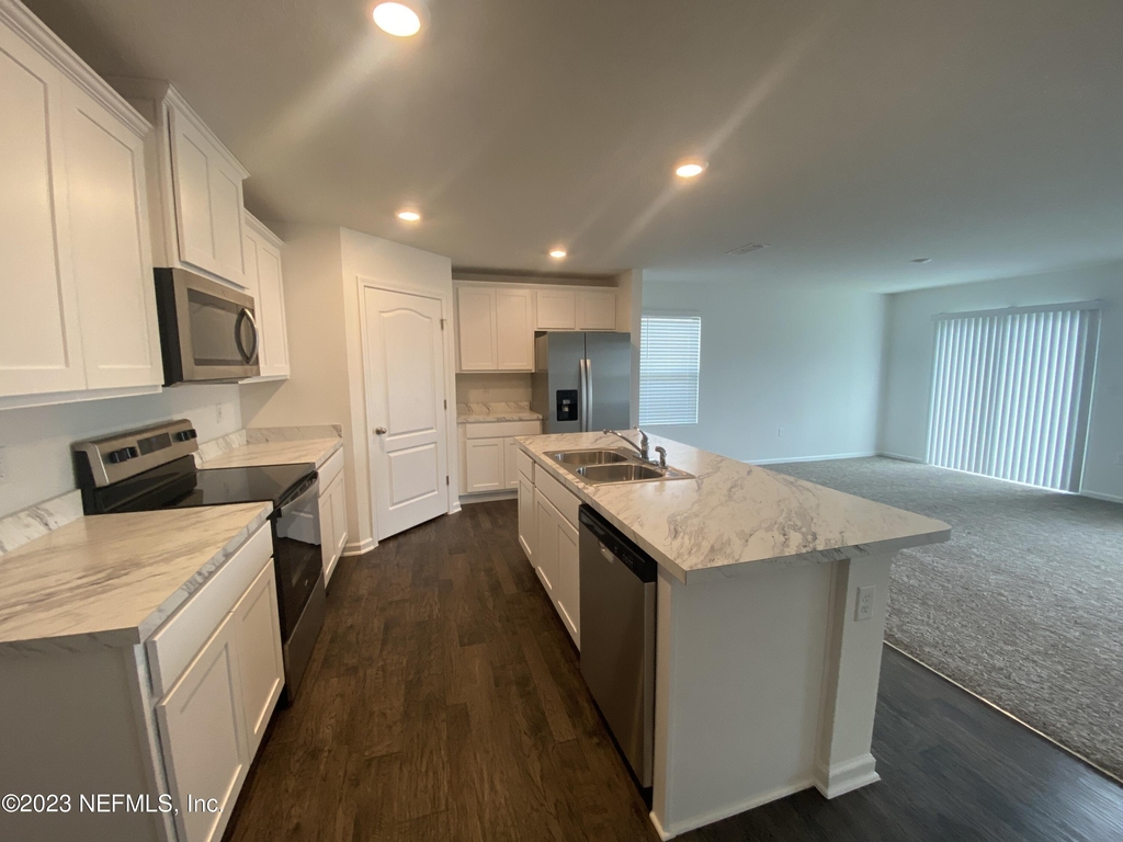 2773 Oak Stream Drive - Photo 16