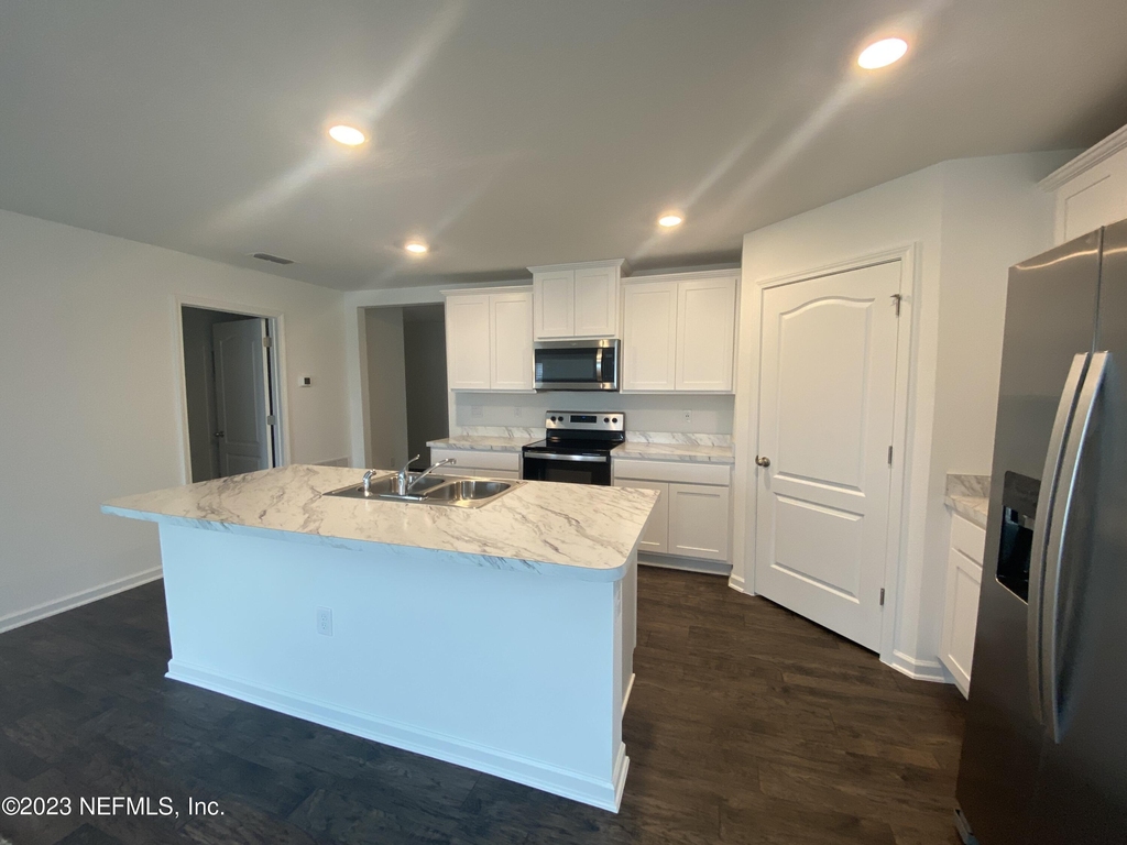 2773 Oak Stream Drive - Photo 19