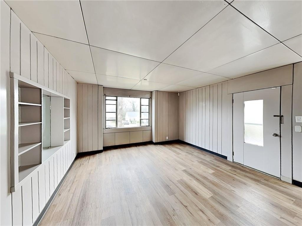 832 Burchill Street Sw - Photo 2
