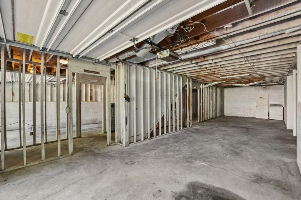 5659 Whispering Pines Road - Photo 30