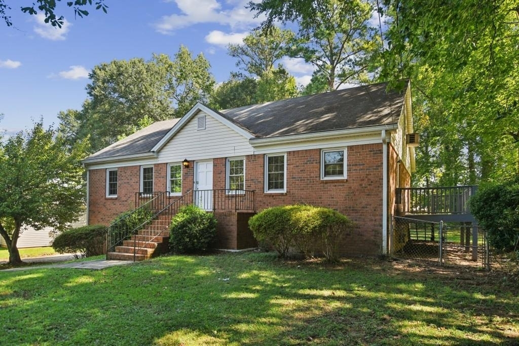 5659 Whispering Pines Road - Photo 1