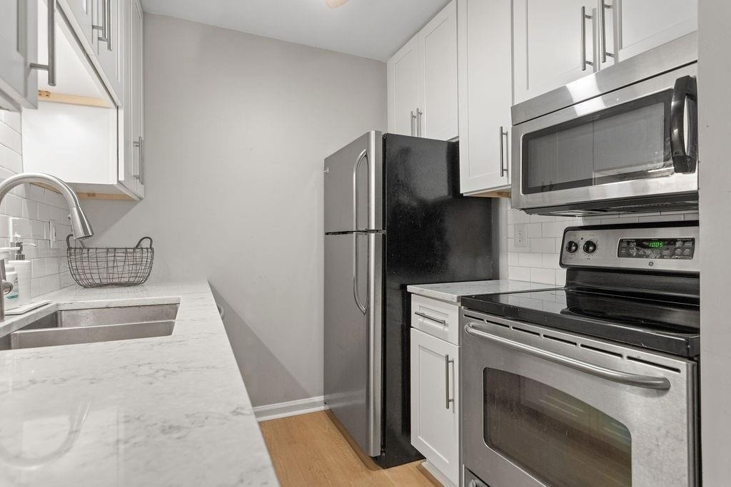 244 Triumph Drive Nw - Photo 10