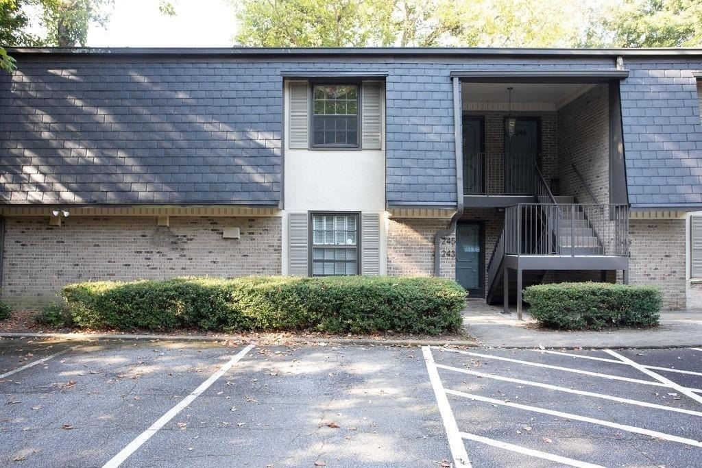 244 Triumph Drive Nw - Photo 5