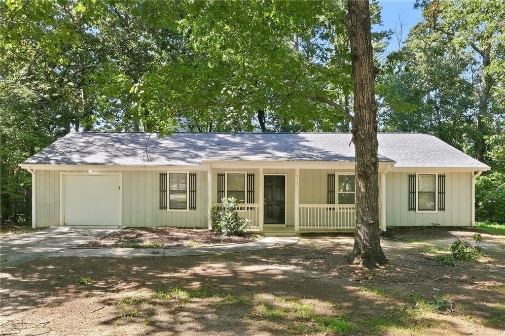 413 Bob Wood Drive - Photo 0
