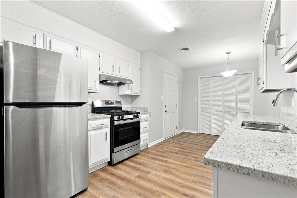 413 Bob Wood Drive - Photo 3