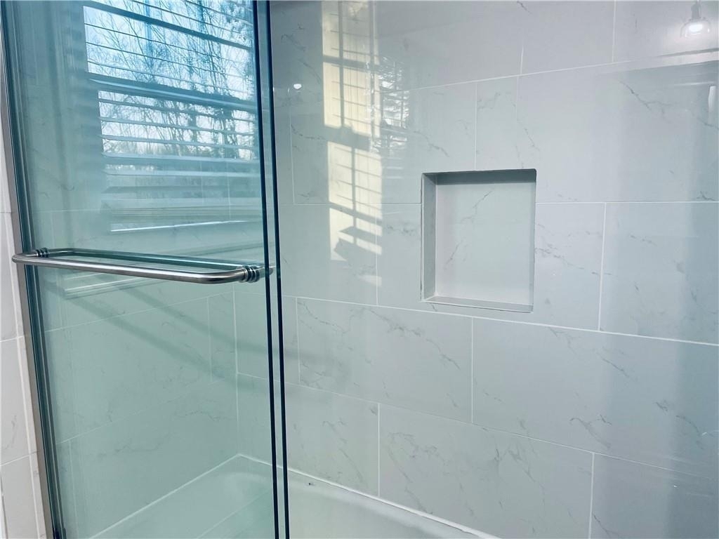 637 Rae Drive - Photo 15