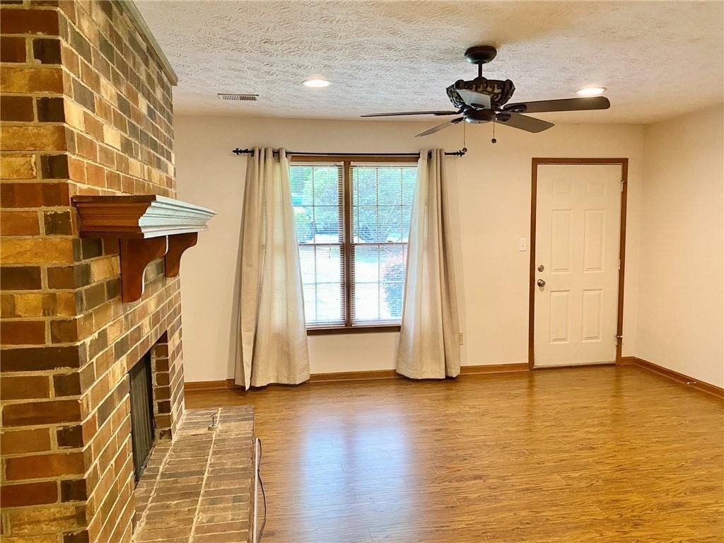 305 Deergrass Trail - Photo 2