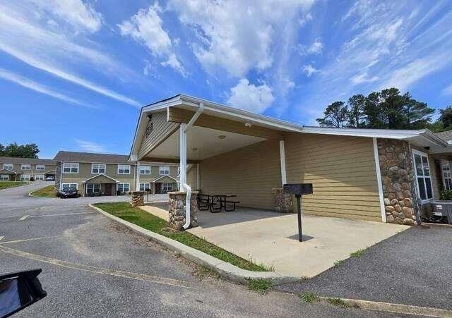 255 La Vista - Photo 1