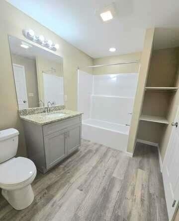 305 Kingtown Street - Photo 8