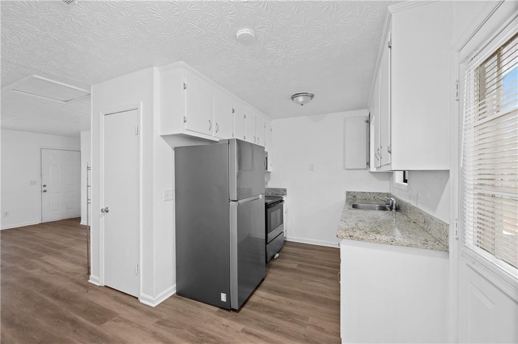 1012 Davis Street - Photo 7