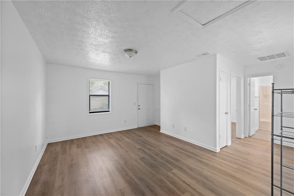 1012 Davis Street - Photo 5