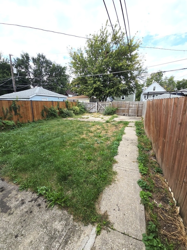 2118 W Garfield Boulevard - Photo 17