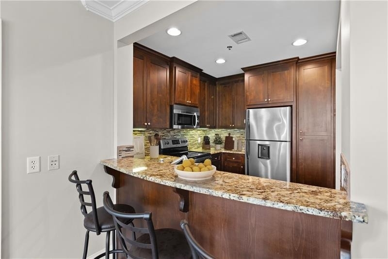 2255 Peachtree Road Ne - Photo 5