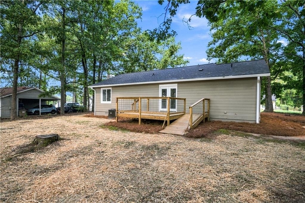 215 Henry Street - Photo 25