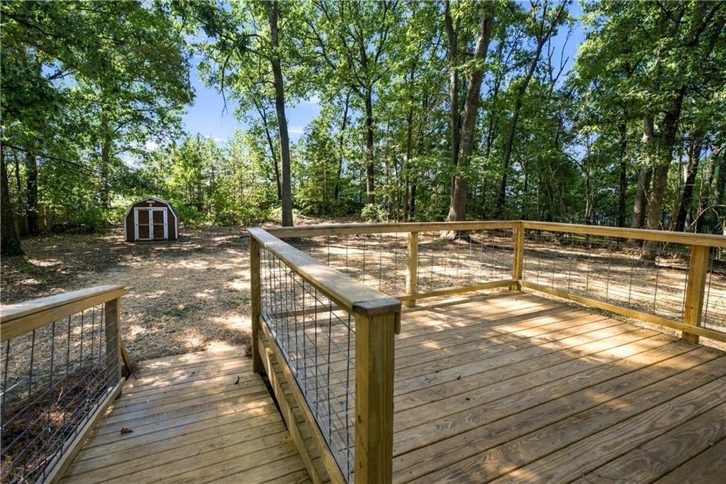 215 Henry Street - Photo 22