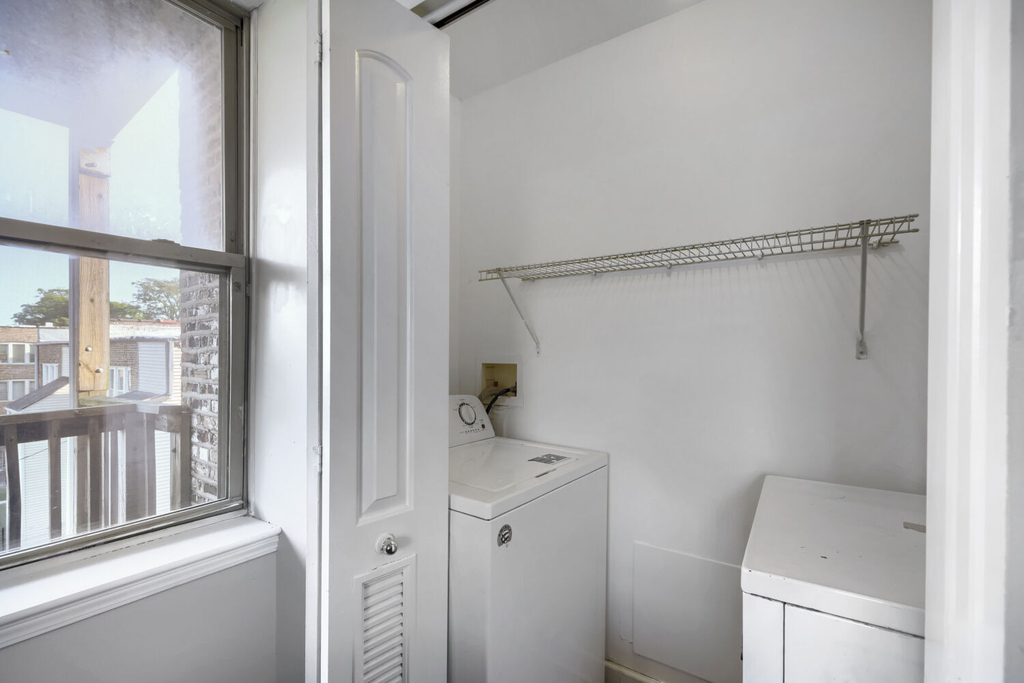 7724 S Cornell Avenue - Photo 27
