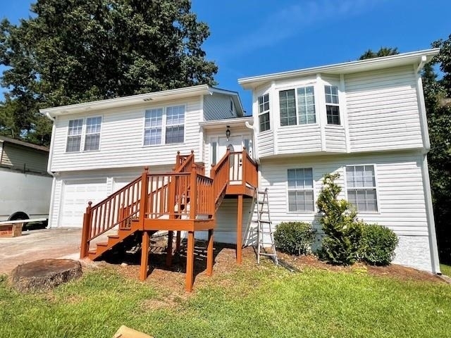 2703 Seneca Trail - Photo 0