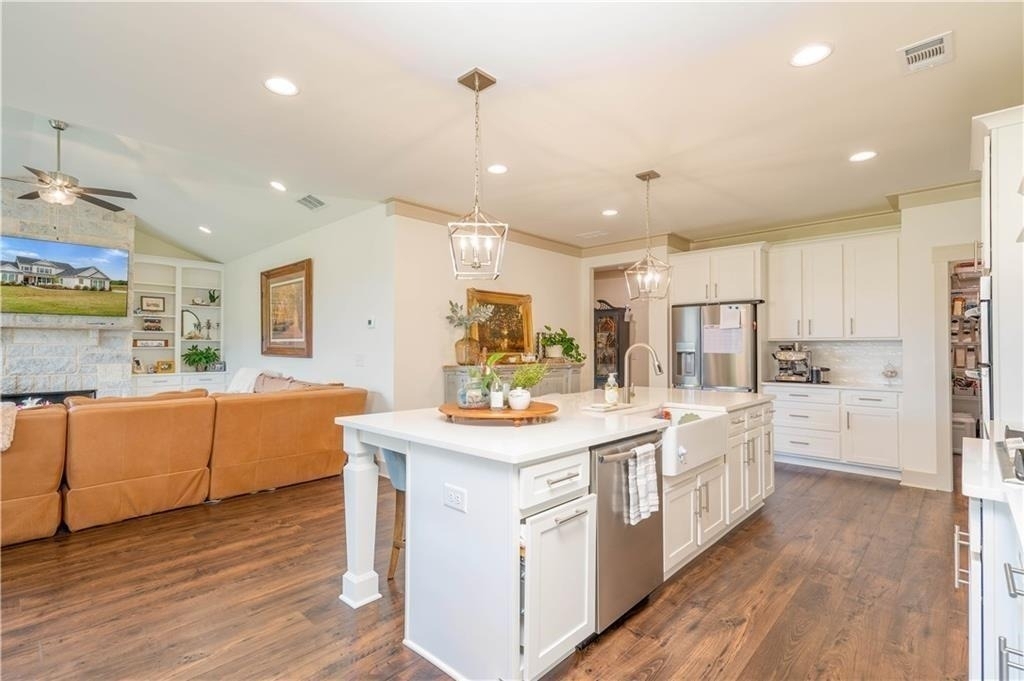 5430 Crow Road - Photo 2