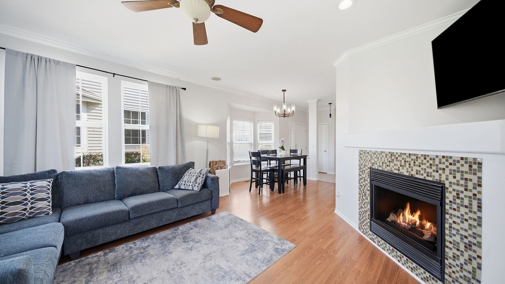 16146 Huron Street - Photo 3