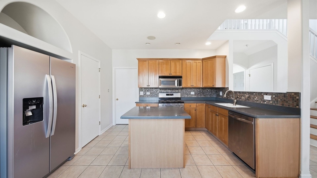 16146 Huron Street - Photo 6