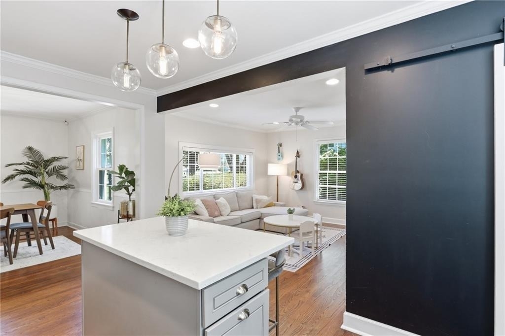 2305 Sanford Road - Photo 4