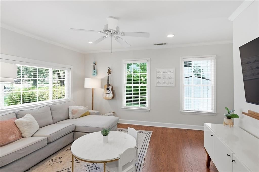 2305 Sanford Road - Photo 11