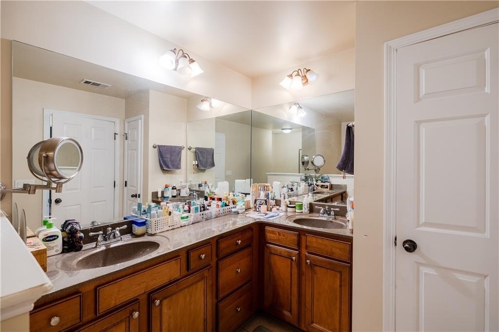 625 Grove Manor Park - Photo 12