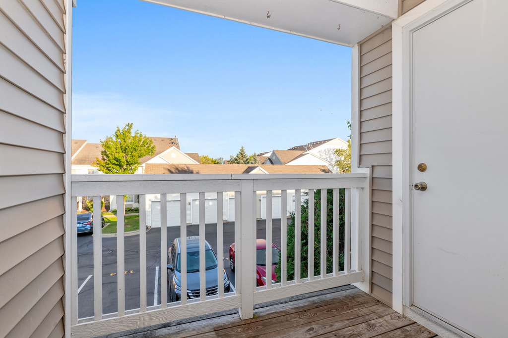 1623 Silverstone Drive - Photo 8