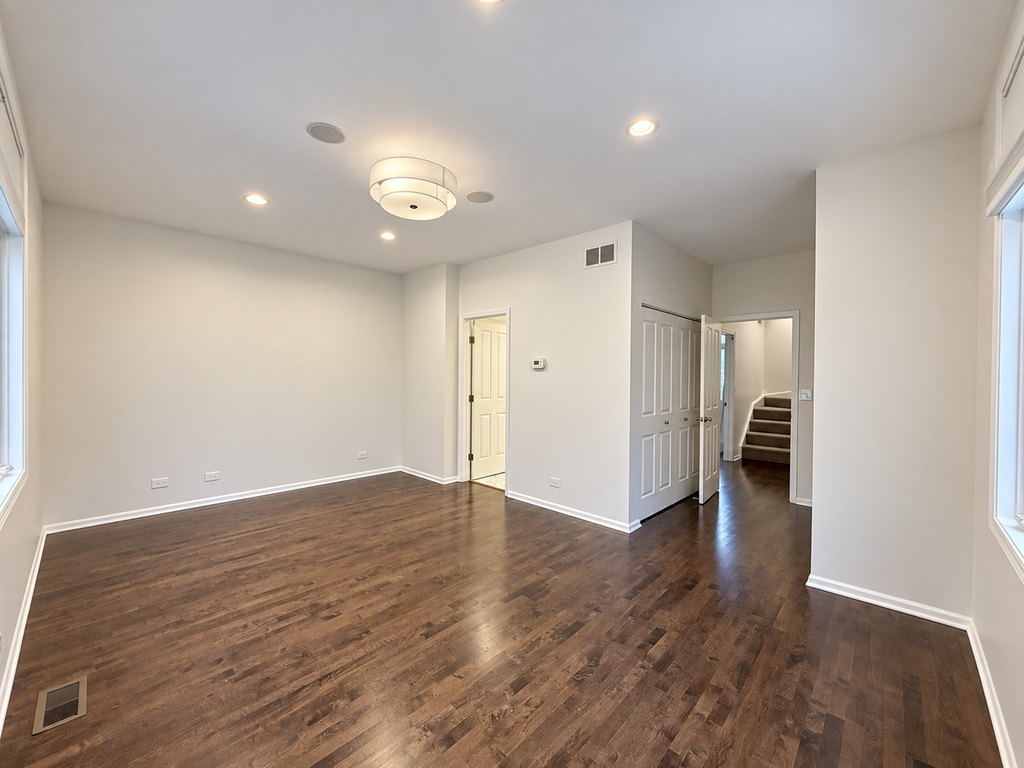 1351 W Altgeld Street - Photo 25