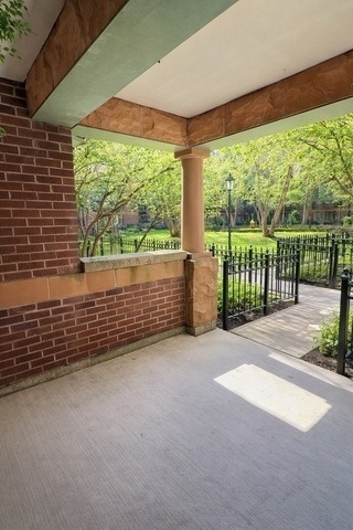 1351 W Altgeld Street - Photo 3