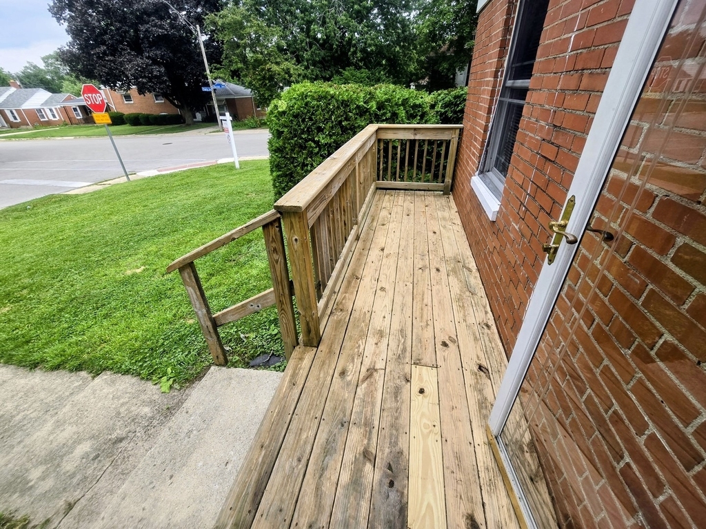 1640 N Prairie Avenue - Photo 16