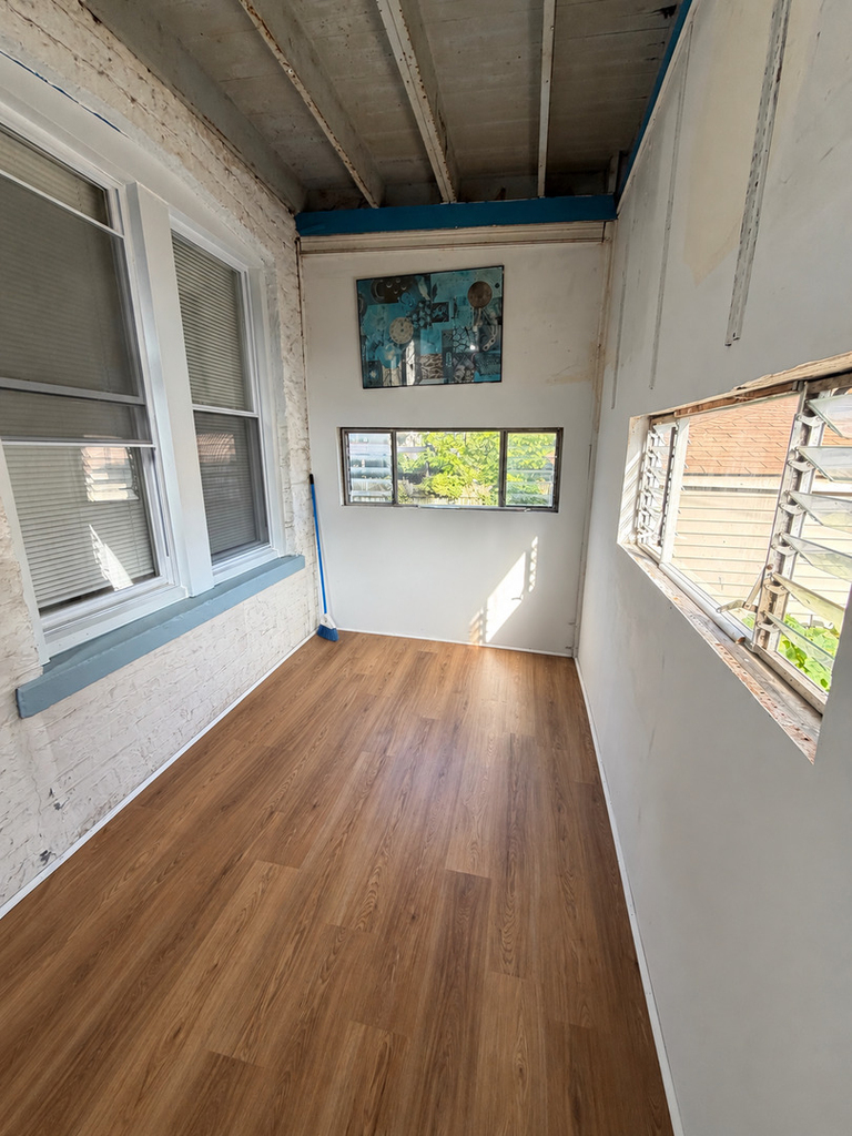 2607 W Iowa Street - Photo 8