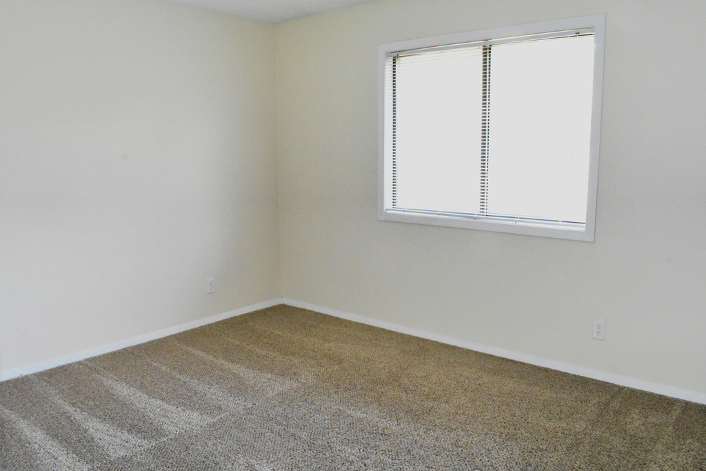 1340 Brook Street - Photo 4