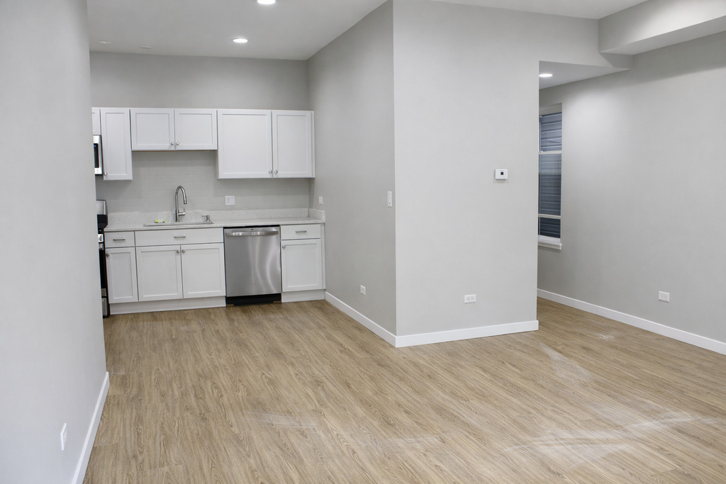 2146 W 21 Street - Photo 6