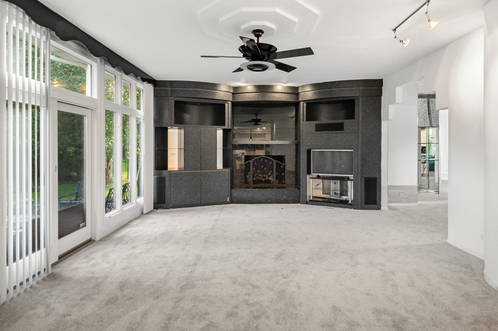 22929 N Woodcrest Lane - Photo 9
