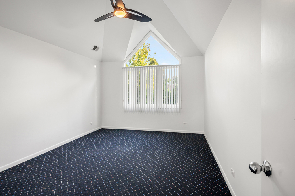 22929 N Woodcrest Lane - Photo 26