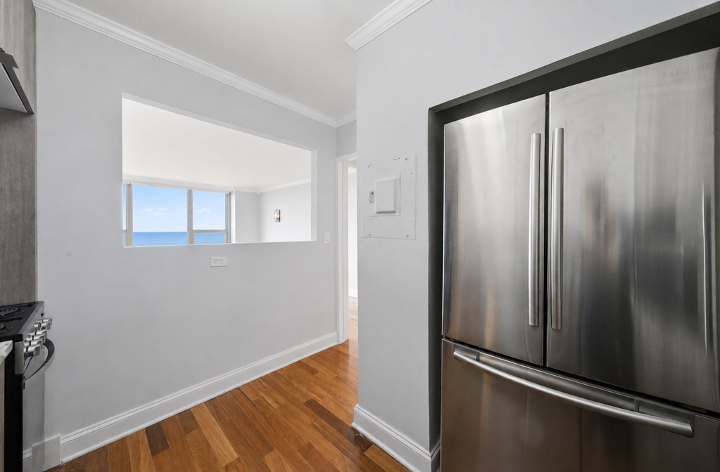 1550 N Lake Shore Drive - Photo 5