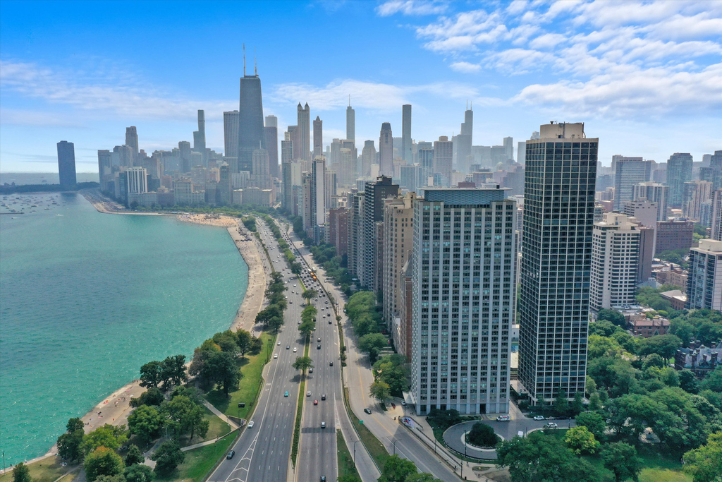 1550 N Lake Shore Drive - Photo 13