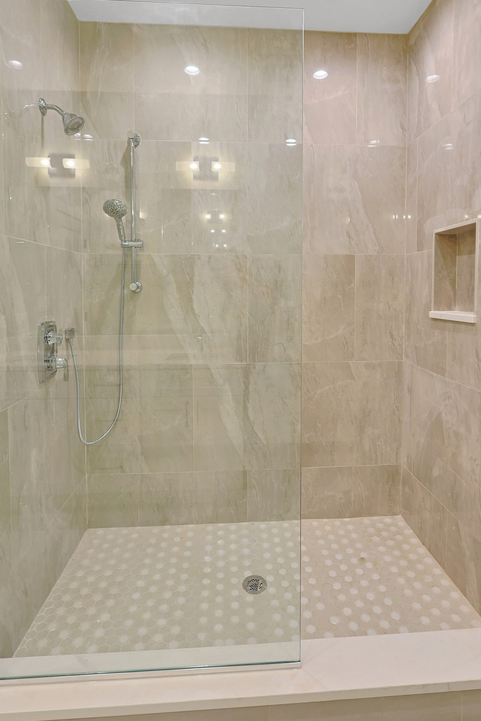 4217 S Indiana Avenue - Photo 8