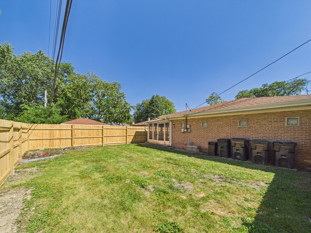 16712 Elm Street - Photo 31