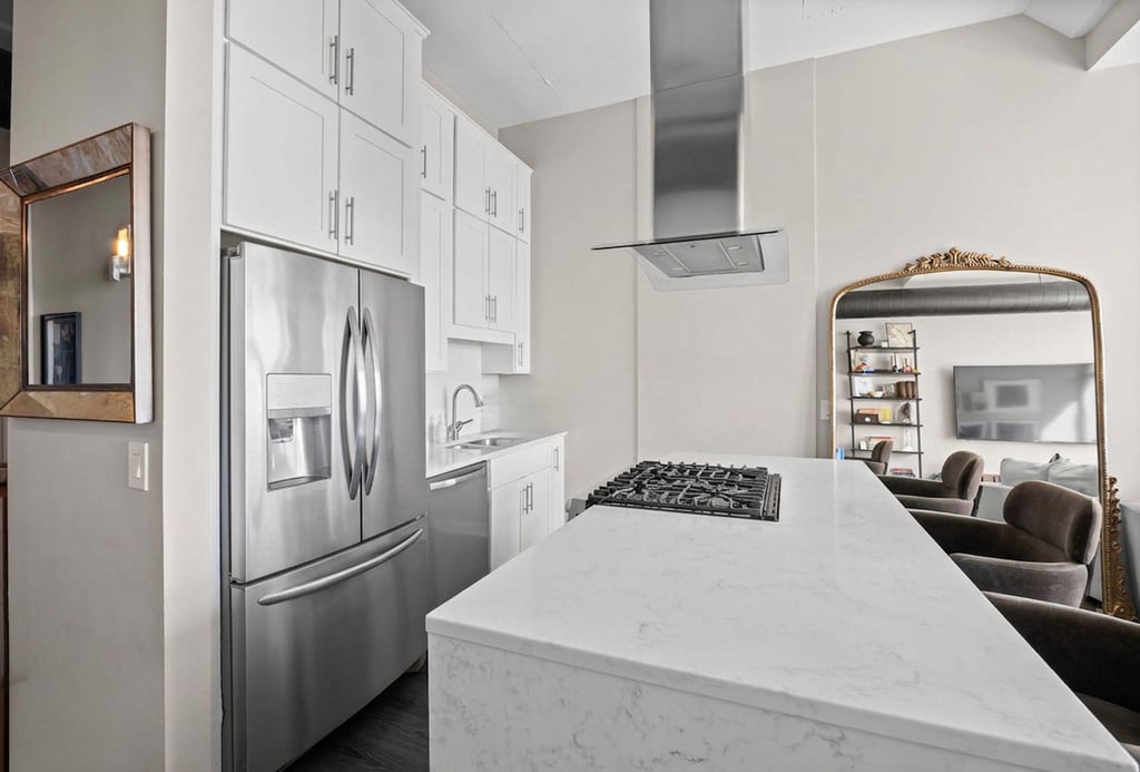 50 E 16th Street - Photo 4