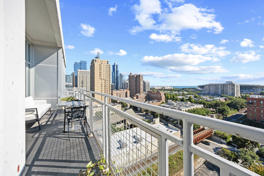 50 E 16th Street - Photo 17