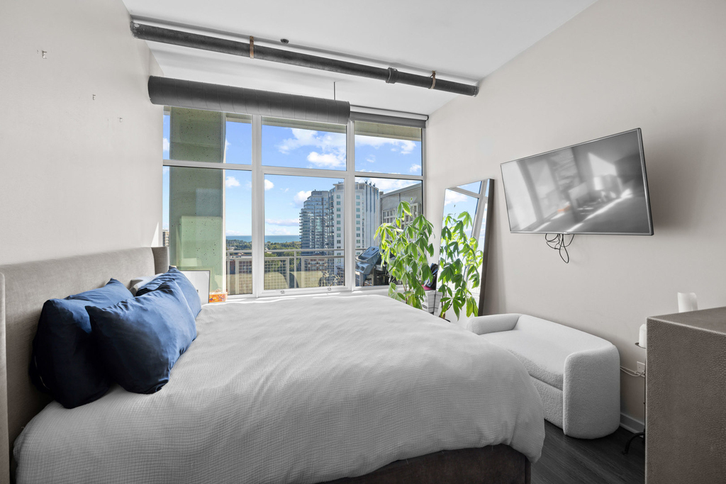 50 E 16th Street - Photo 7