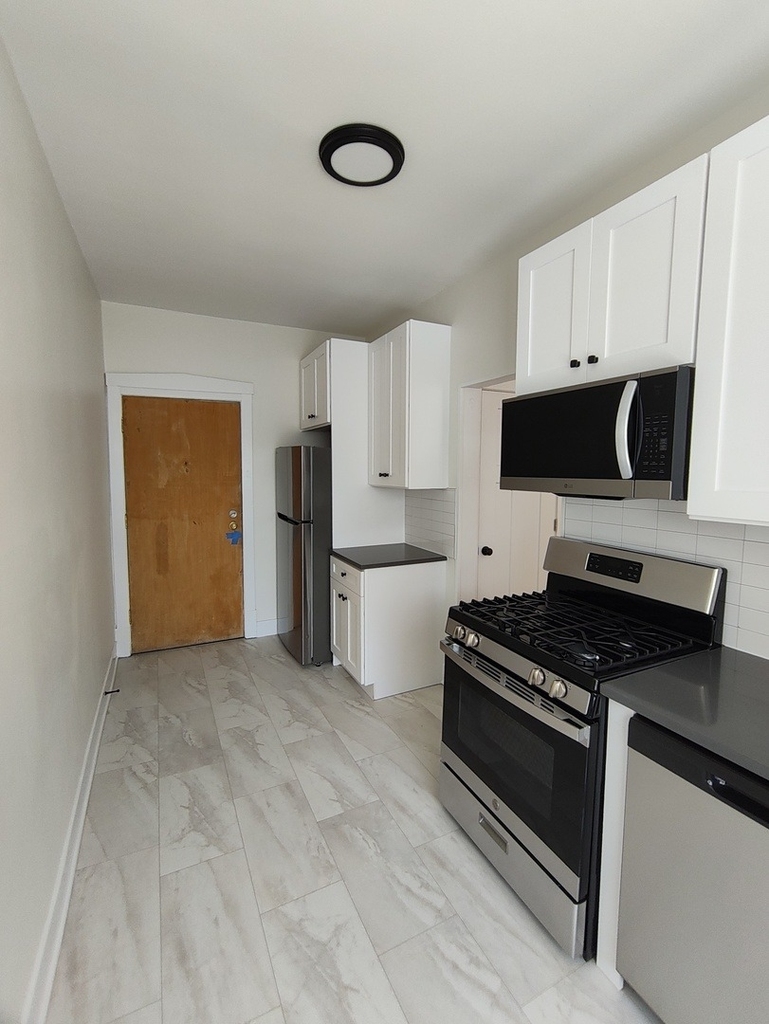1640 W Albion Avenue - Photo 10