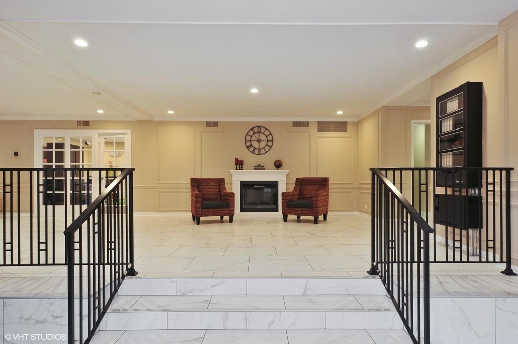 2909 N Sheridan Road - Photo 11