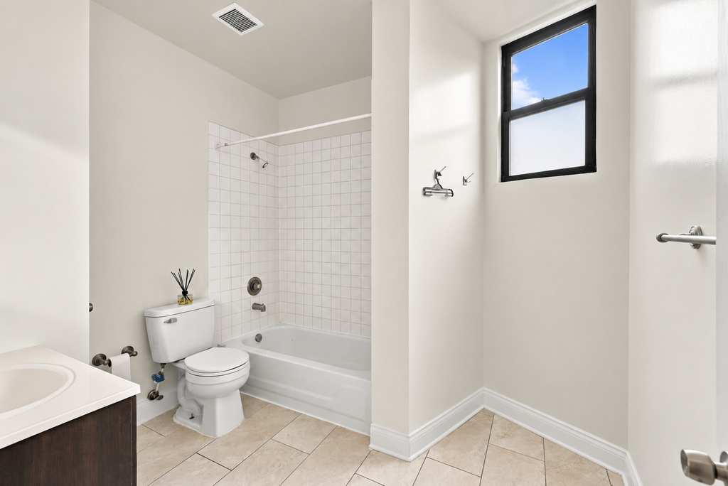 1480 W Erie Street - Photo 10