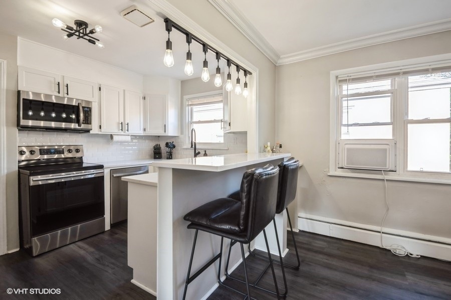 2621 W Gregory Street - Photo 4