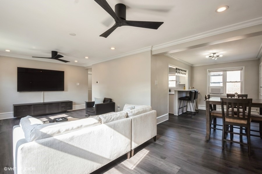 2621 W Gregory Street - Photo 3